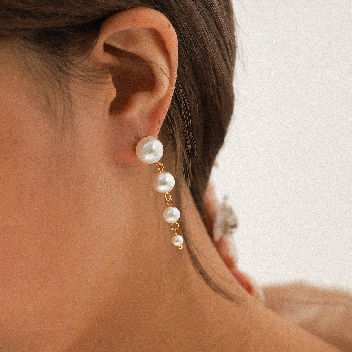 Pearl Earrings Stainless Steel Earrings Ins Titanium Steel Earrings Light Luxury High-end 18k Gold Jewelry