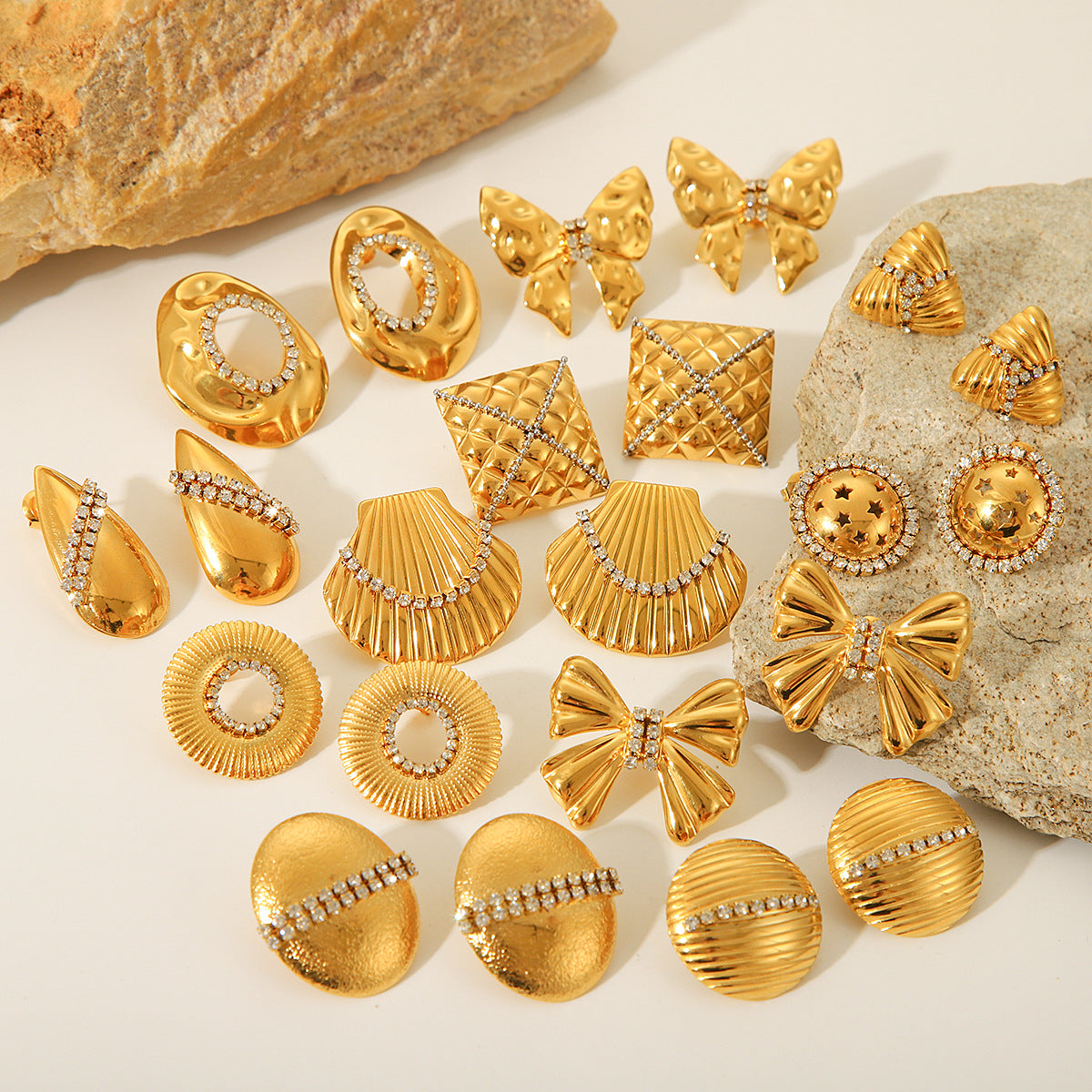 Marine titanium steel earrings, 18k gold-plated stainless steel scallop earrings, women's fashion diamond-encrusted earrings