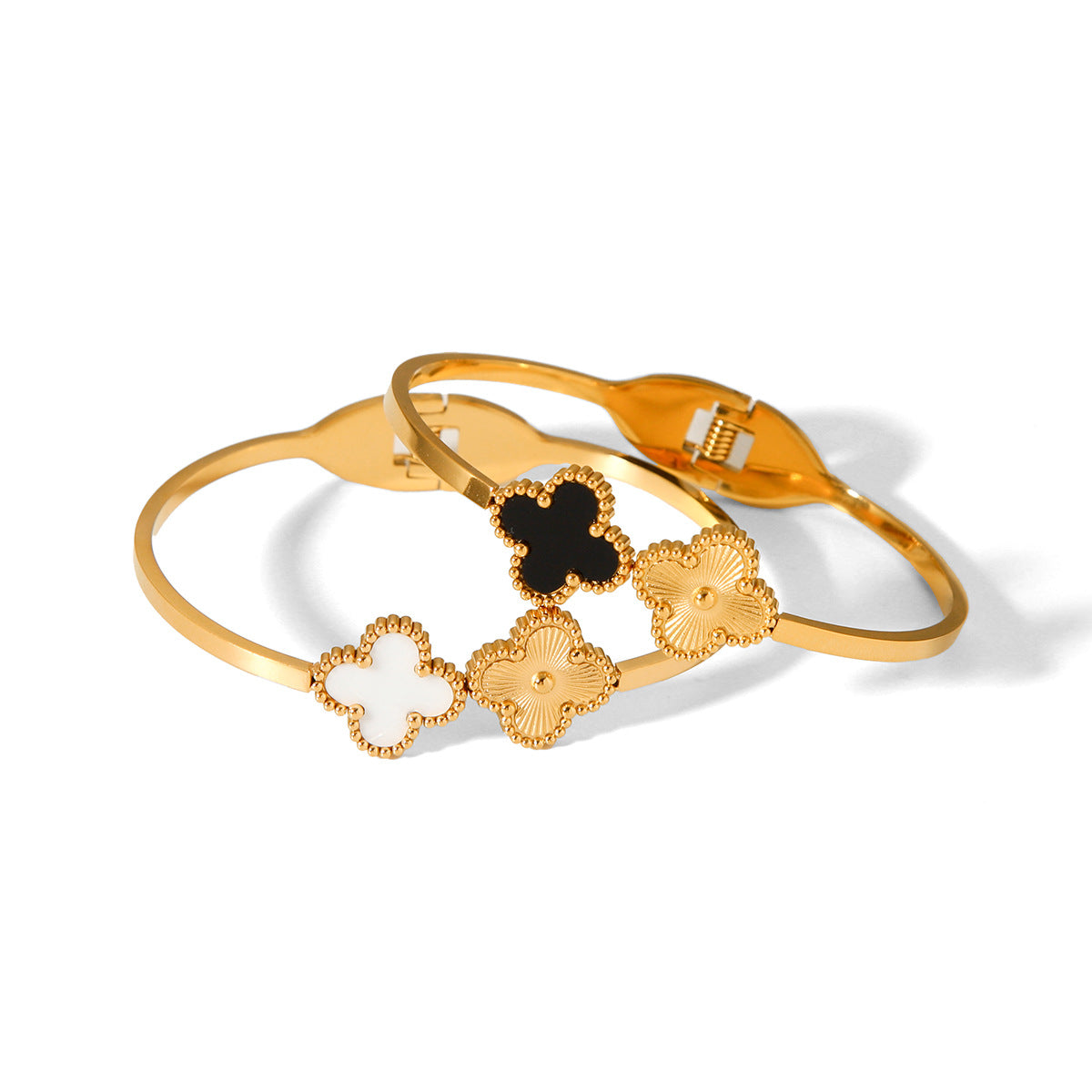 Titanium Steel Four Leaf Clover Spring Open Bracelet, Fashionable and Versatile, Inlaid with Mother of Pearl Bracelet, Stainless Steel Bracelet Decoration