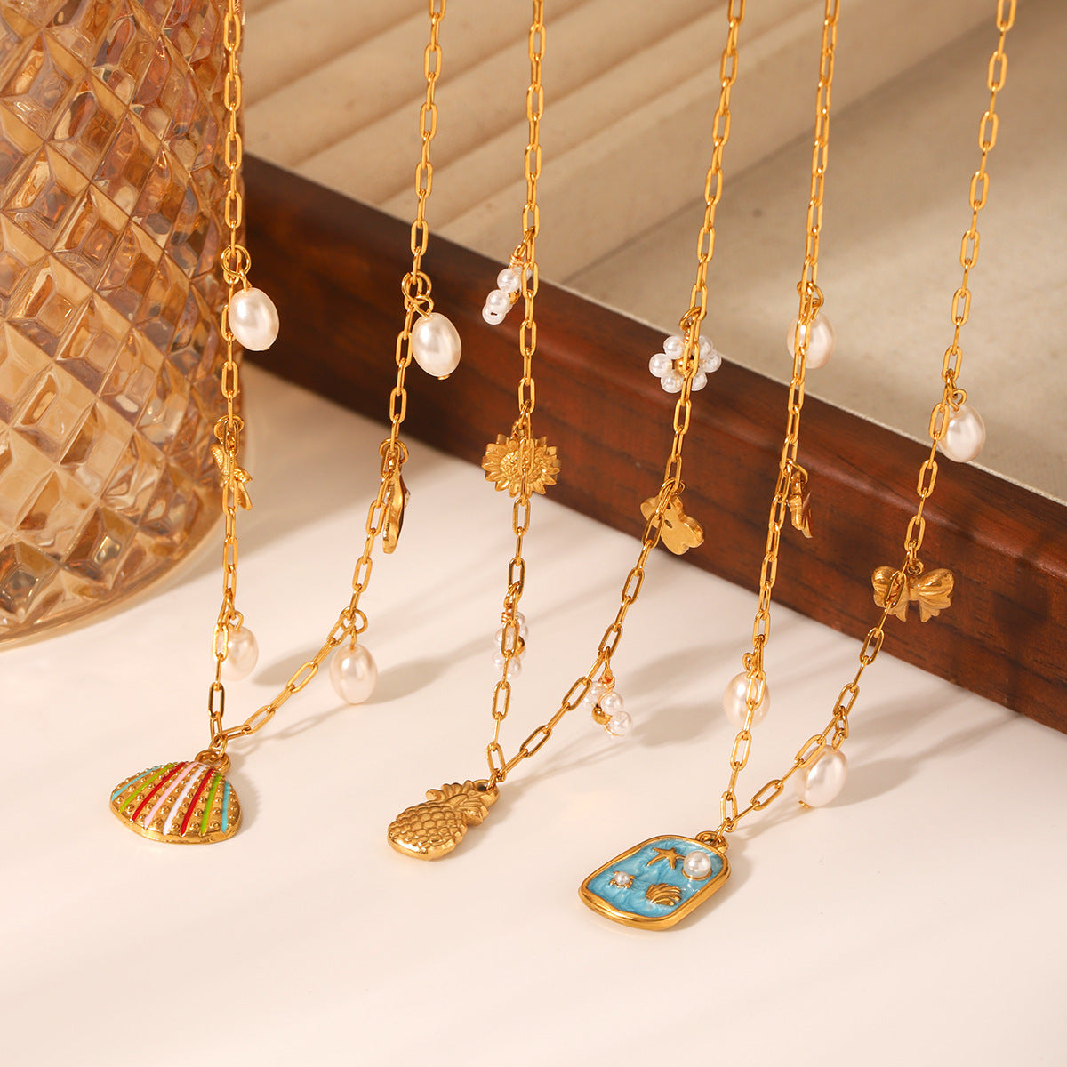 Ocean Wind Drip Oil Stainless Steel Starfish Shell Pearl Pendant Necklace Design Light Luxury Titanium Steel Clavicle Chain
