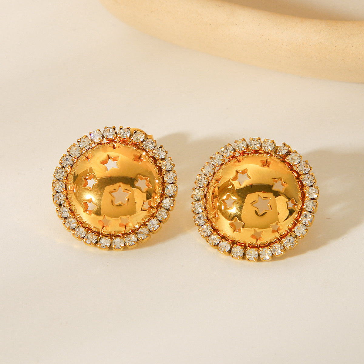 18K Gold Stainless Steel Round Star-shaped Hollow-out Diamond-encrusted Earrings with Niche Design for Women