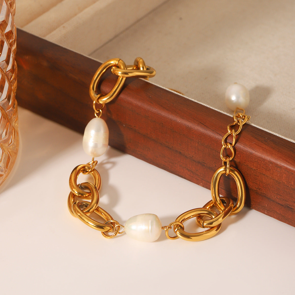 French Natural Freshwater Pearl Bracelet, 18K Gold-plated Stainless Steel O-chain Jewelry, Titanium Steel, Non-fading Bracelet Accessory