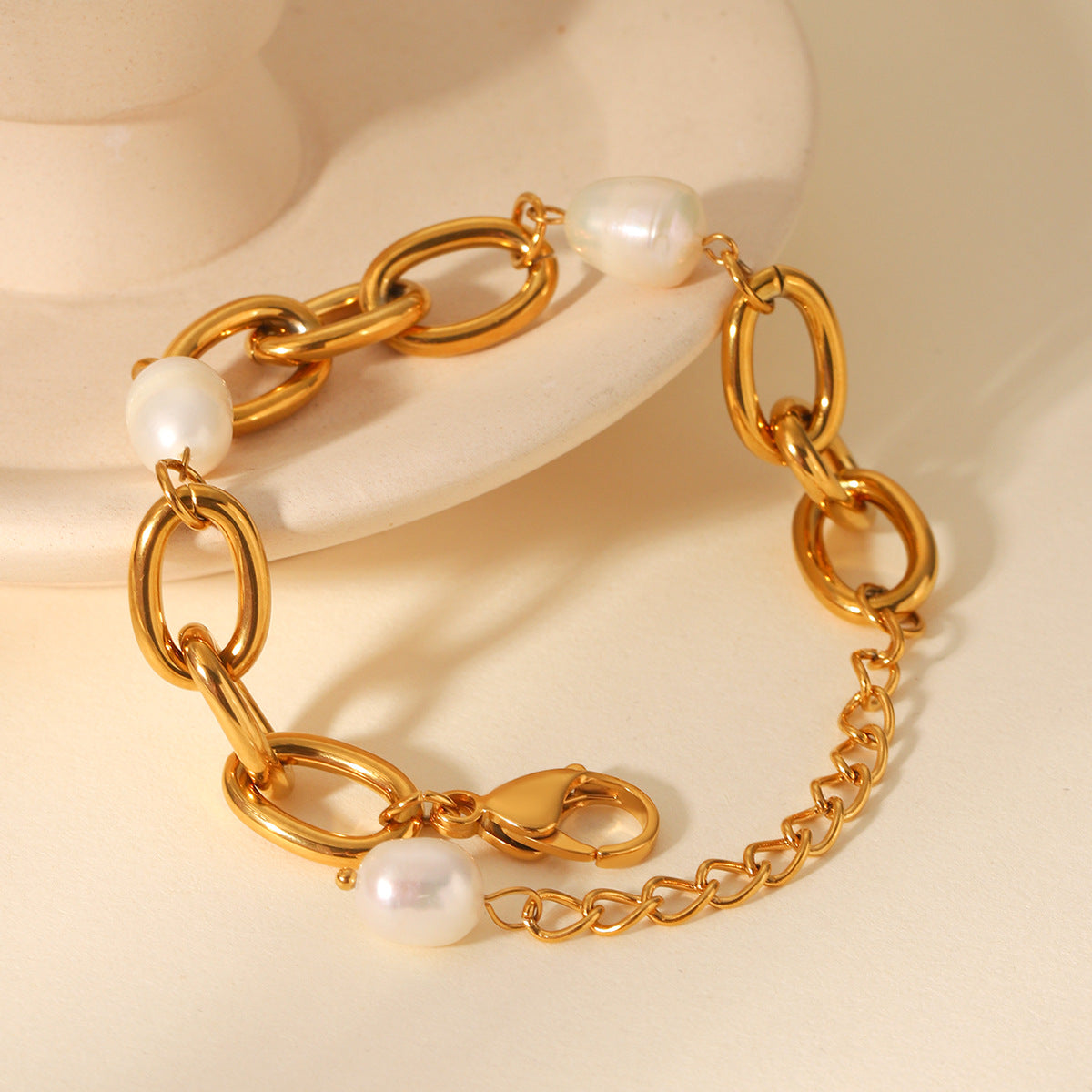 French Natural Freshwater Pearl Bracelet, 18K Gold-plated Stainless Steel O-chain Jewelry, Titanium Steel, Non-fading Bracelet Accessory