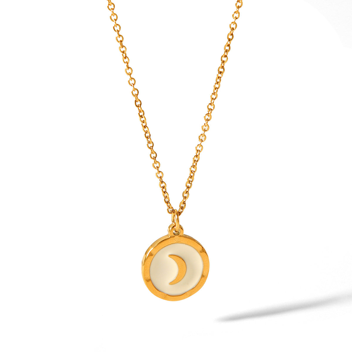 French Retro Round White Shell Moon Pendant, Stainless Steel Necklace, Fashionable and Versatile Titanium Steel Necklace for Women