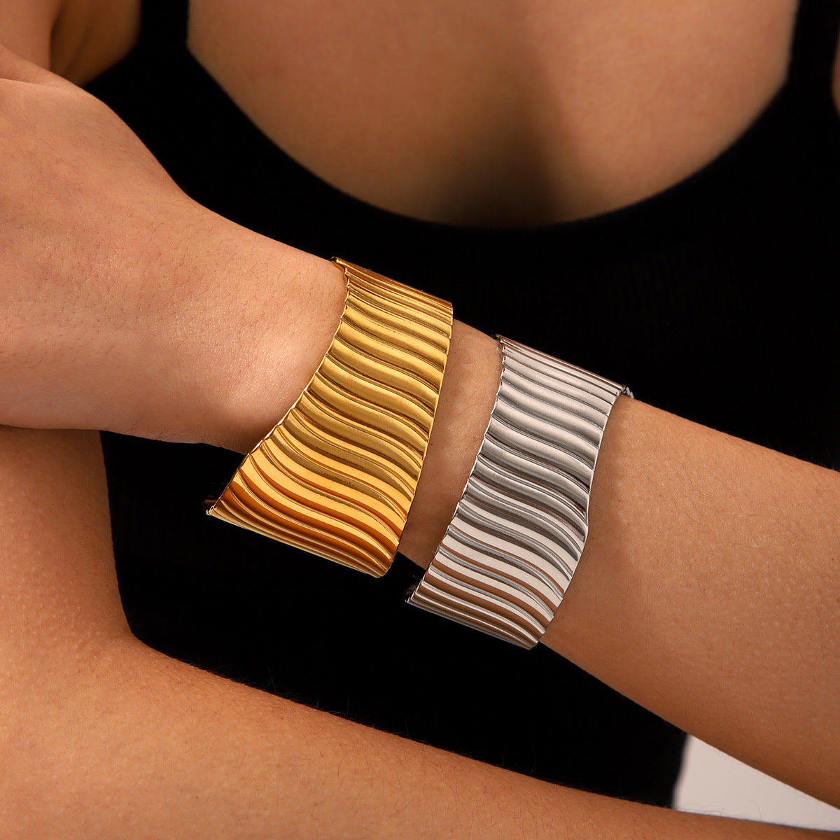 Stainless steel exaggerated asymmetric opening bracelet ins design sense vertical stripe wide titanium steel bracelet