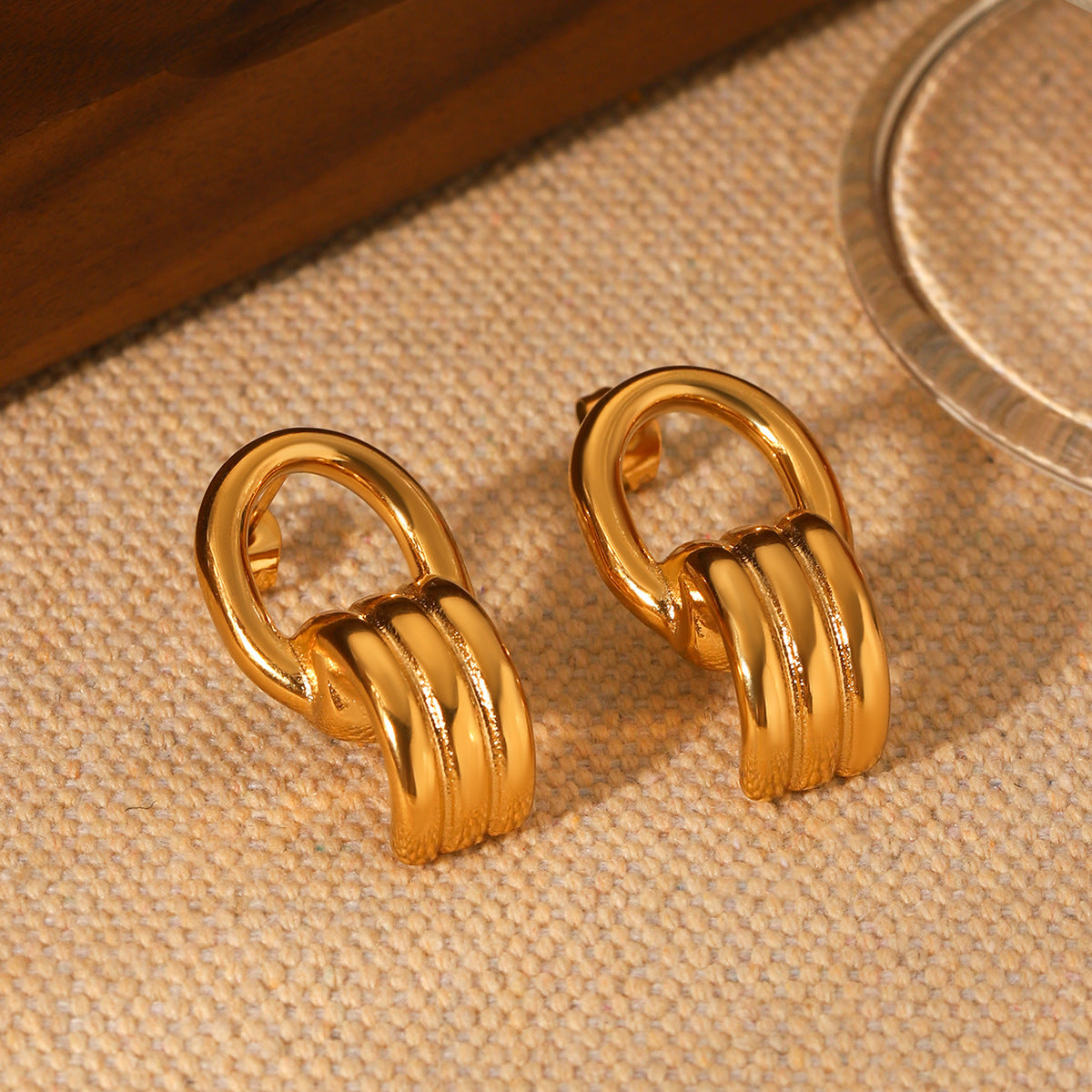 Elegant 18K Gold Stainless Steel Geometric Hollow-out Earrings, Temperament Ear Studs