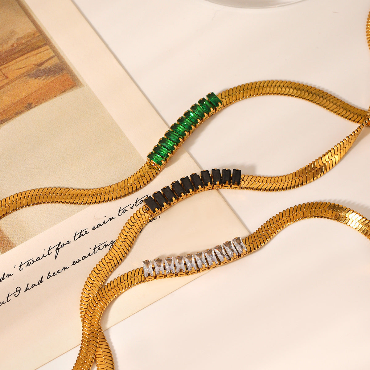 18K Gold Stainless Steel Blade Chain Inlaid with Zircon Necklace, High-end Flat Snake Chain, Titanium Steel Clavicle Chain