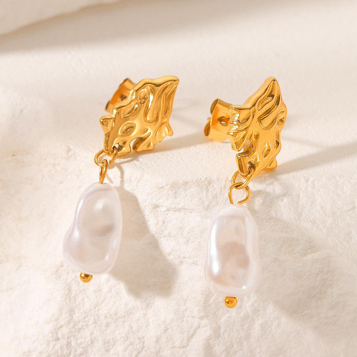 Irregular Titanium Steel Earrings 18k Gold Stainless Steel Earrings, Women's Retro Temperament Pearl Earrings