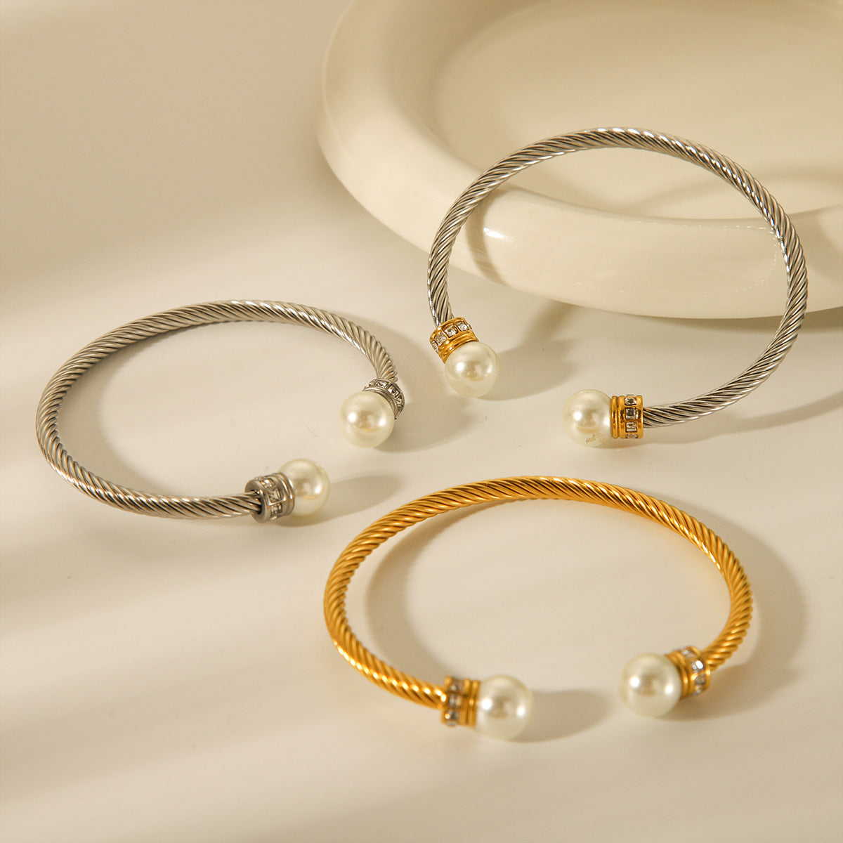 Stainless Steel Bracelet for Women, Fashionable and Versatile, Cable Style, Diamond-encrusted, Small Waist Design, Pearl Jewelry
