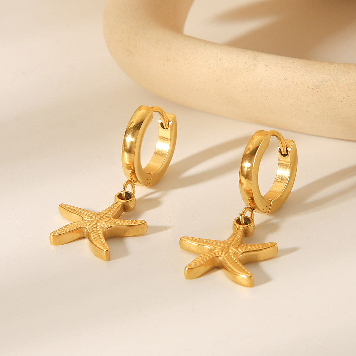 Ocean Series Titanium Steel Earrings, 18k Gold Stainless Steel Starfish Eardrop Earrings for Women, Fashionable and Personalized Earrings