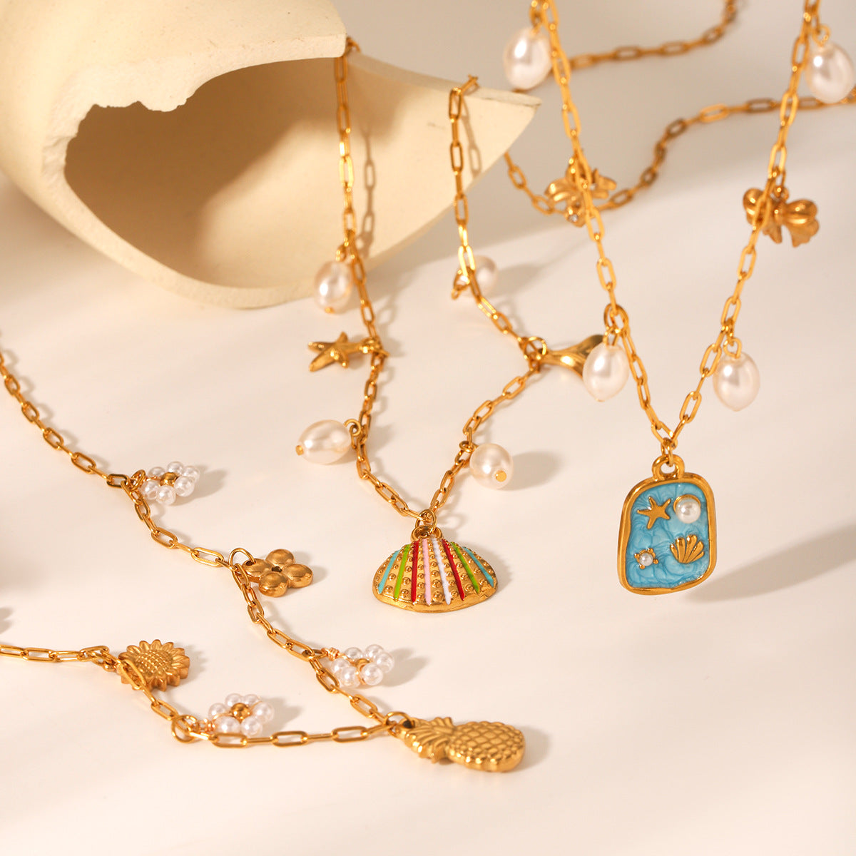 Ocean Wind Drip Oil Stainless Steel Starfish Shell Pearl Pendant Necklace Design Light Luxury Titanium Steel Clavicle Chain