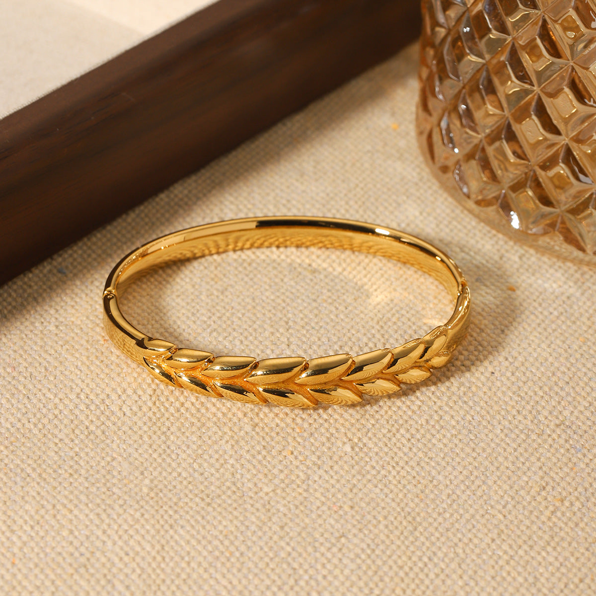 Stainless Steel Wheat-ear Bracelet, Light Luxury and High-end Feel, Women's Titanium Steel Bracelet, Non-fading Jewelry