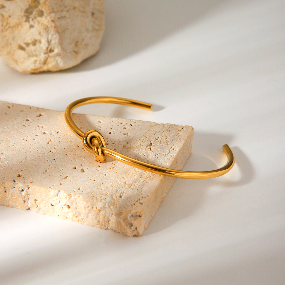 Fashionable, Personalized, and Minimalist Stainless Steel Bracelet for Women, Featuring A Knot Design, Non-fading Titanium Steel, and An Open Bracelet Design, Perfect As A Hand Jewelry