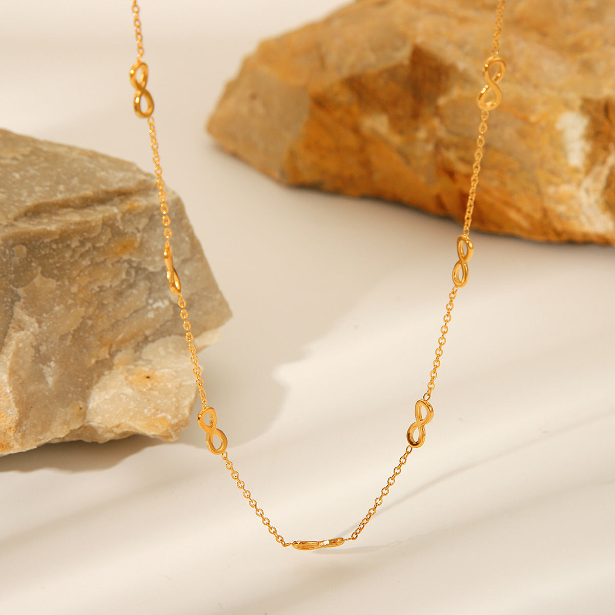 Titanium Steel Necklace 18K Gold-plated Stainless Steel Digital Necklace Does Not Fade Clavicle Chain Necklace