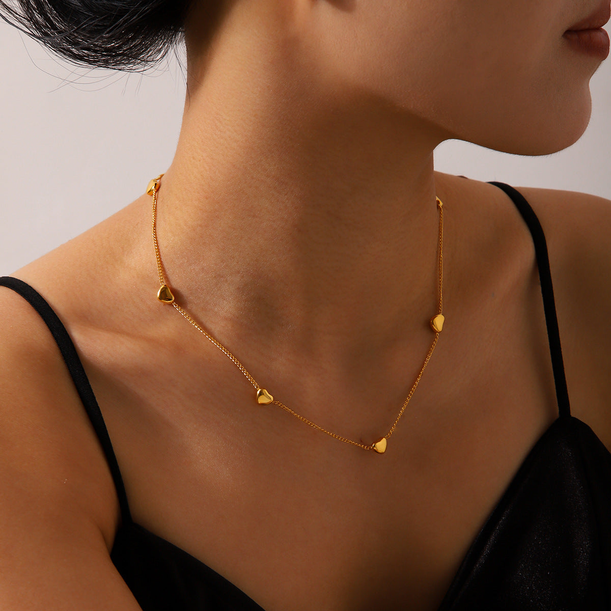 INS-style Fashionable and Personalized 18K Gold Stainless Steel Heart Necklace for Women, Hip-hop Trendy Titanium Steel Necklace, Collarbone Chain