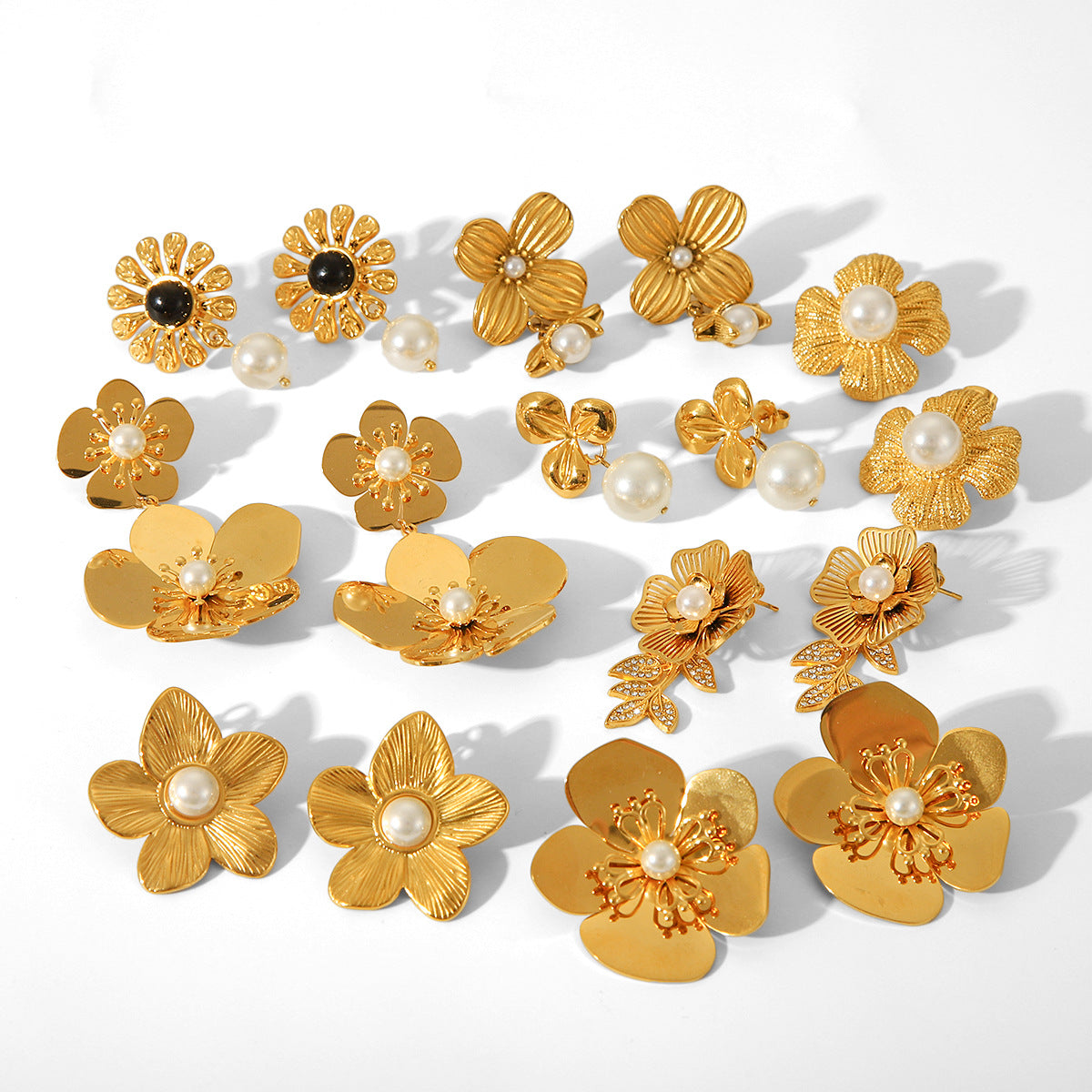 French 18K Gold Stainless Steel Flower Earrings Design Sense Fashion Retro Temperament Pearl Earrings Women
