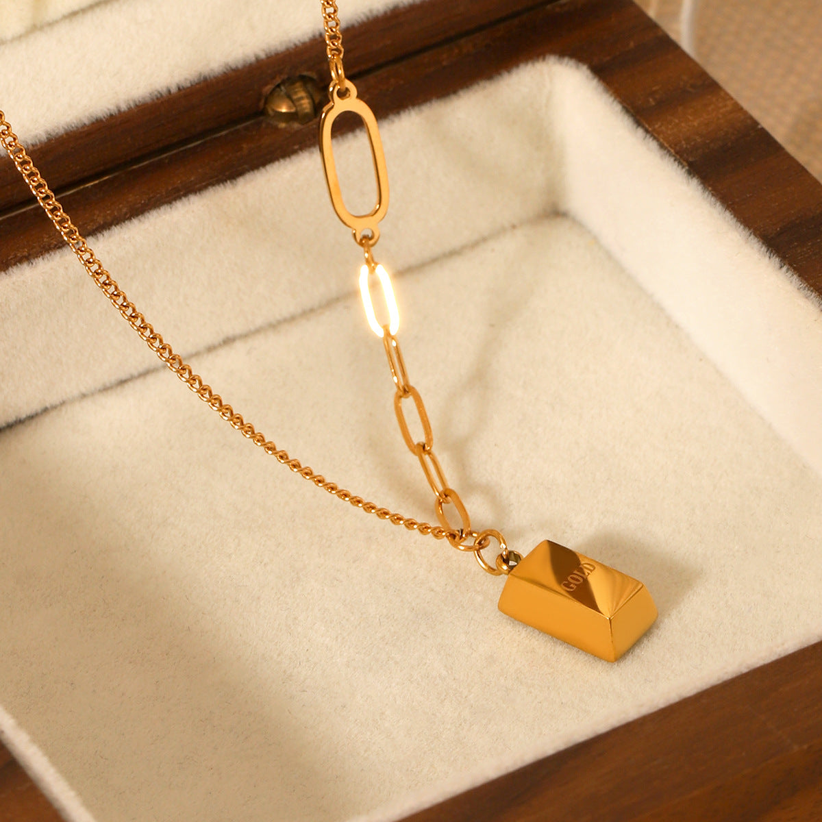 18K Gold "get Rich Quick" Small Gold Nugget Pendant, Stainless Steel Necklace, Versatile Titanium Steel, Non-fading Necklace, High-end Clavicle Chain