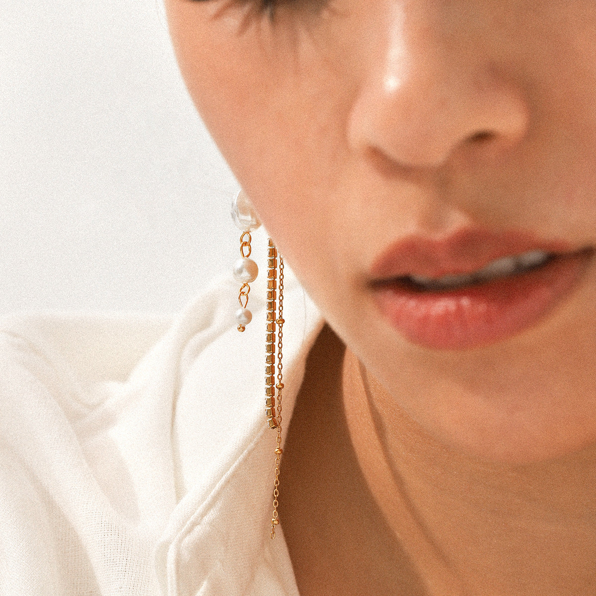 Stainless Steel Earrings with Zircon Chain, Imitation Pearl Tassel, Niche Design, Titanium Steel Earrings