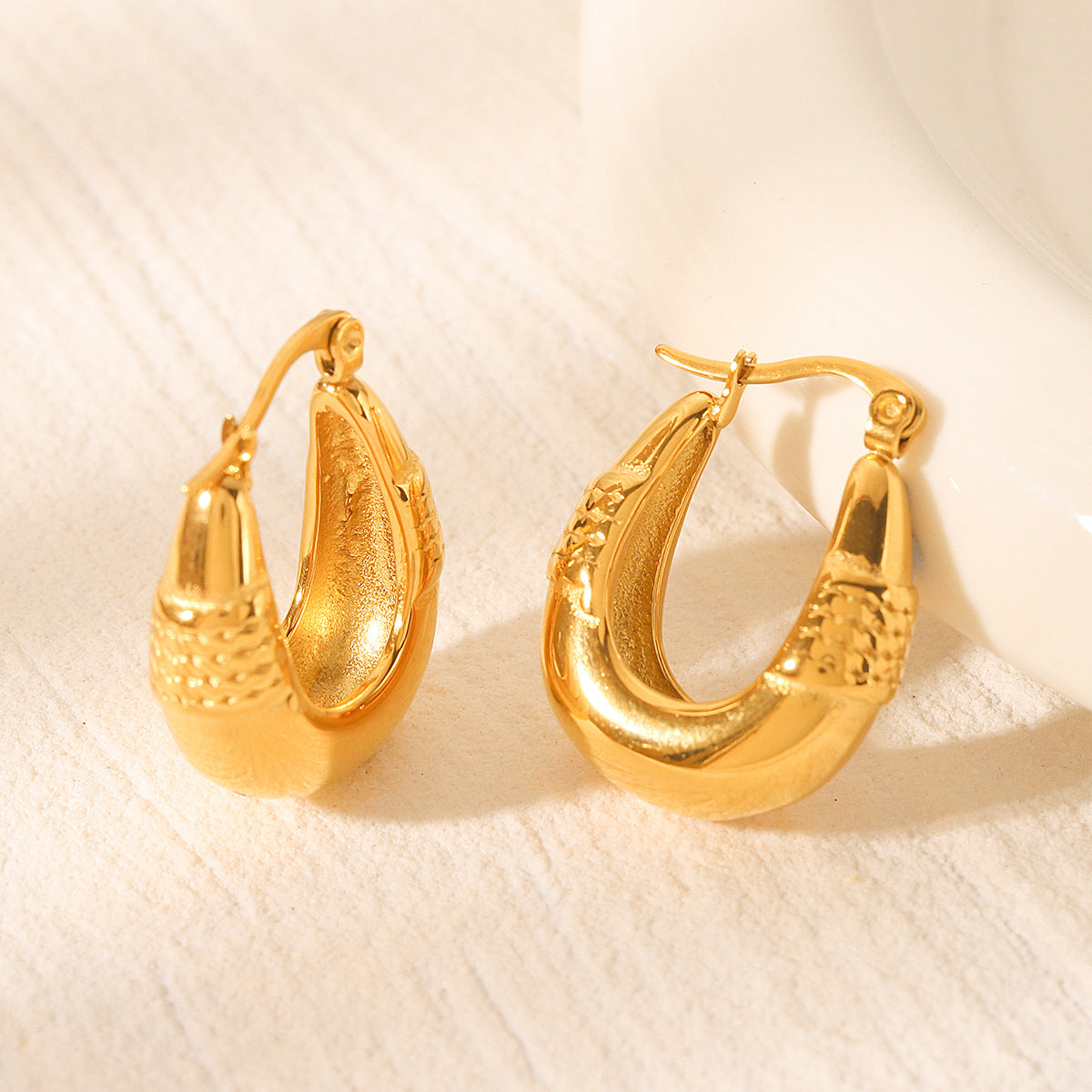 18k Gold Stainless Steel Earrings for Women, Fashionable, Light Luxury, High-end Earrings, Titanium Steel Earrings