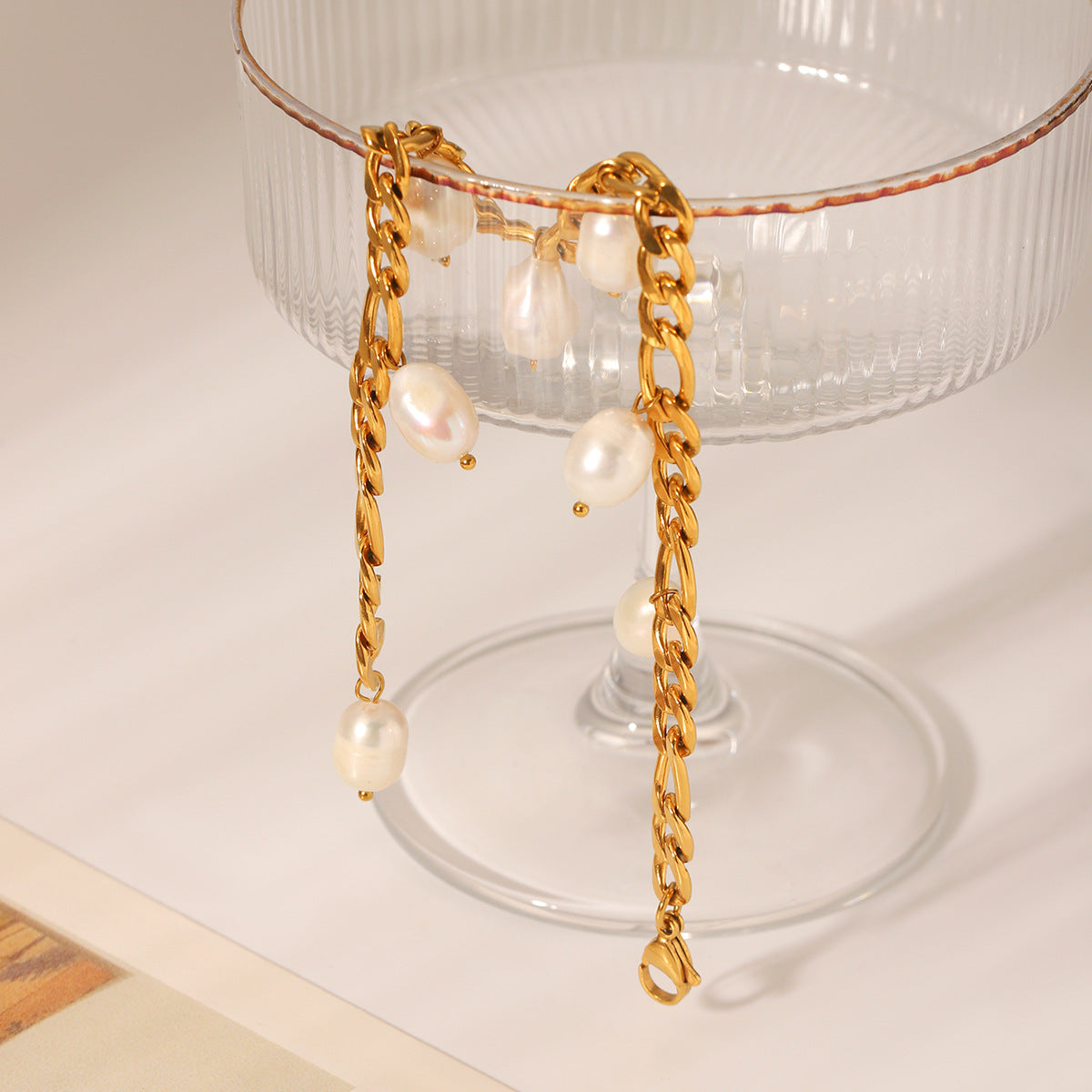 Ins-style Natural Freshwater Pearl Anklet, Stainless Steel Figaro Chain, 18K Gold-plated Anklet, Titanium Steel, Non-fading