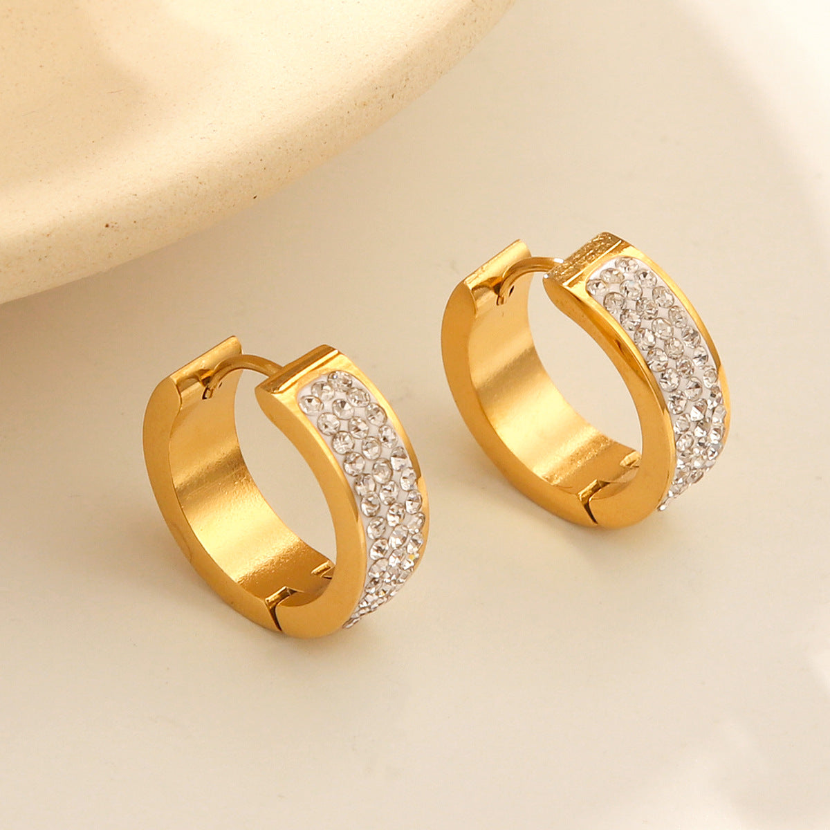 Stainless Steel Earrings for Women, Light Luxury, Versatile, High-end, Diamond-encrusted Earrings, Titanium Steel Earrings