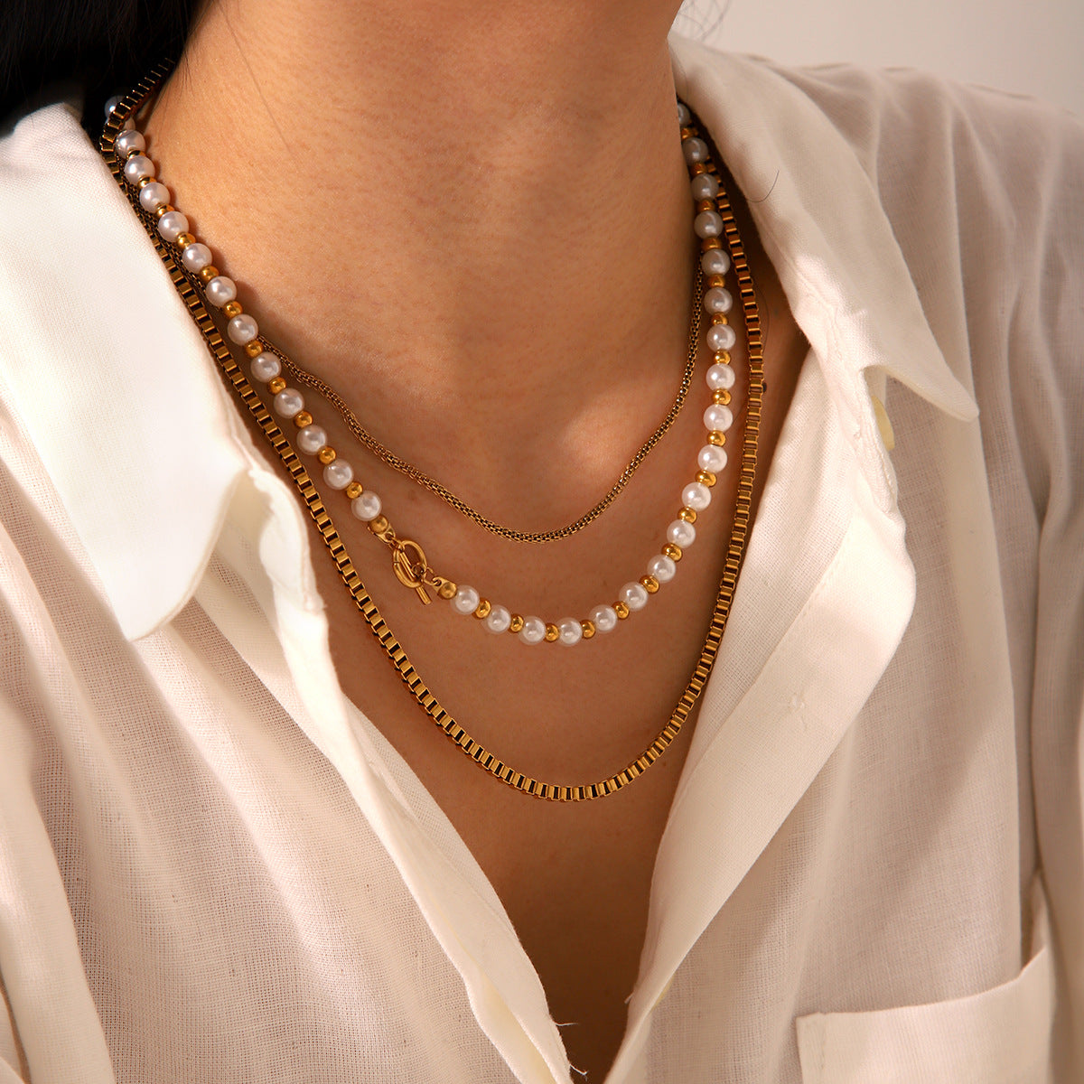 Fashionable light luxury stainless steel beaded necklace pearl necklace female ins style versatile clavicle chain