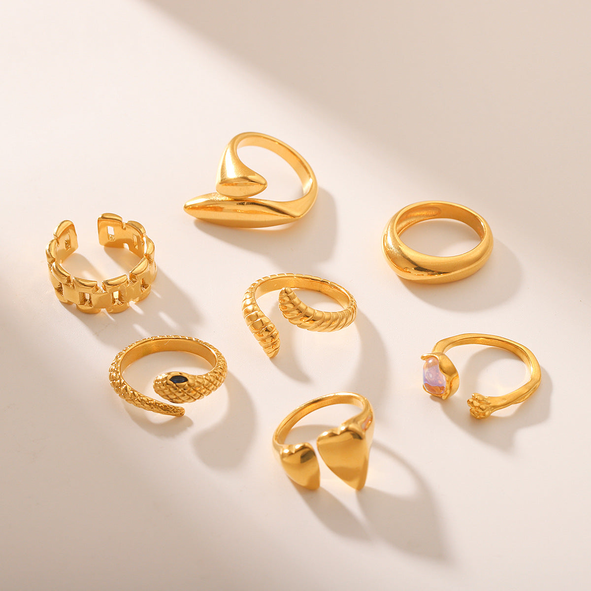 18K Gold Stainless Steel Ring Geometric Smooth Heart-shaped Droplet Fashion Personality Titanium Steel Ring