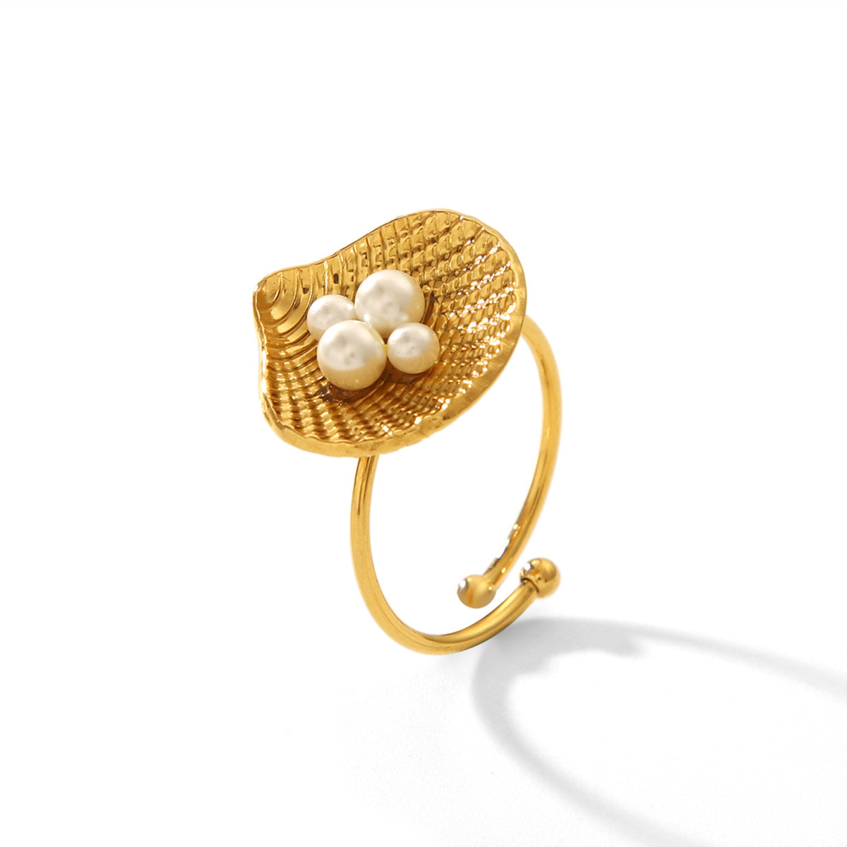 Ocean Wind Jewelry 18K Gold Stainless Steel Scallop Ring for Women, Elegant and High-End Pearl Finger Ring