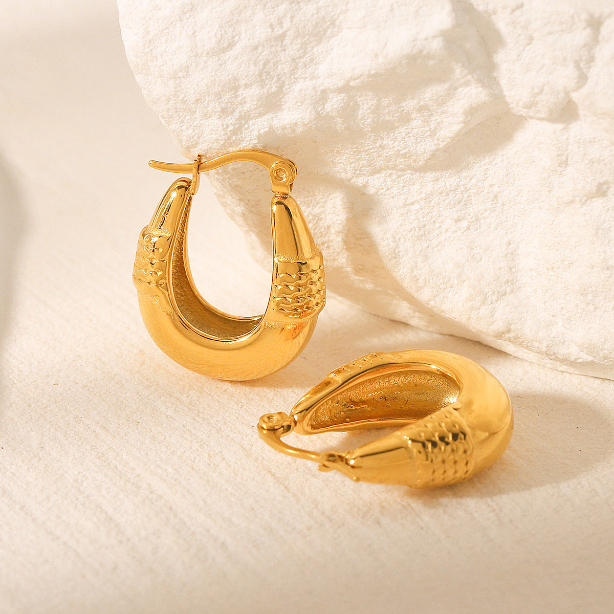 18k Gold Stainless Steel Earrings for Women, Fashionable, Light Luxury, High-end Earrings, Titanium Steel Earrings