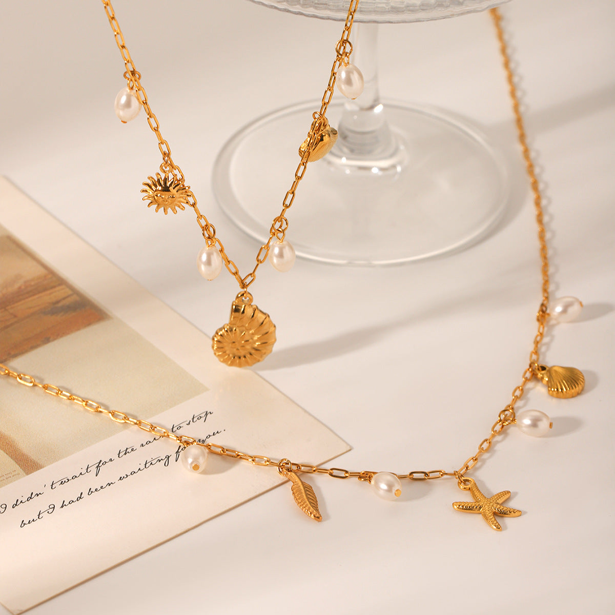 Beach Ocean Wind Stainless Steel Starfish Conch Shell Pendant Necklace Women's Pearl Necklace Design Sense Necklace
