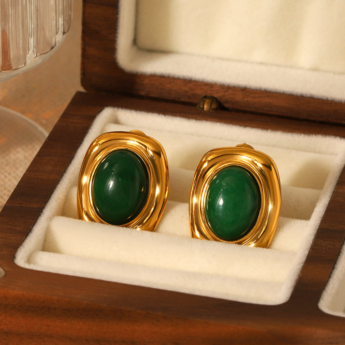 French Vintage Palace Style Inlaid with Natural Stones, Stainless Steel Earrings for Women, Temperament Earrings, 18K Gold-plated Titanium Steel Earrings
