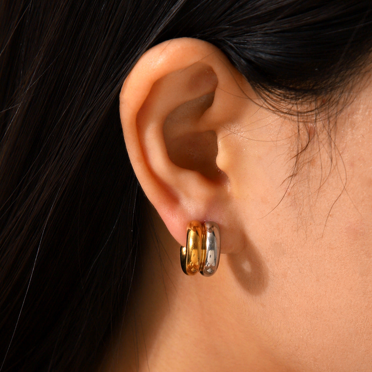 18K Gold Double-layer Stainless Steel Earrings INS Style Color Blocked Titanium Steel Earrings for Women's Fashion, Simple and Non Fading Earrings