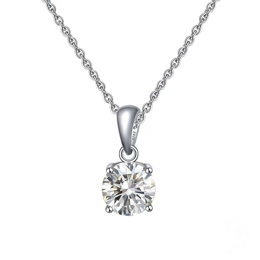 Mozambique Diamond Two Carat Pendant Lacy Necklace Colored Gemstone Four Claw Set Zircon Sparkling Necklace for Women