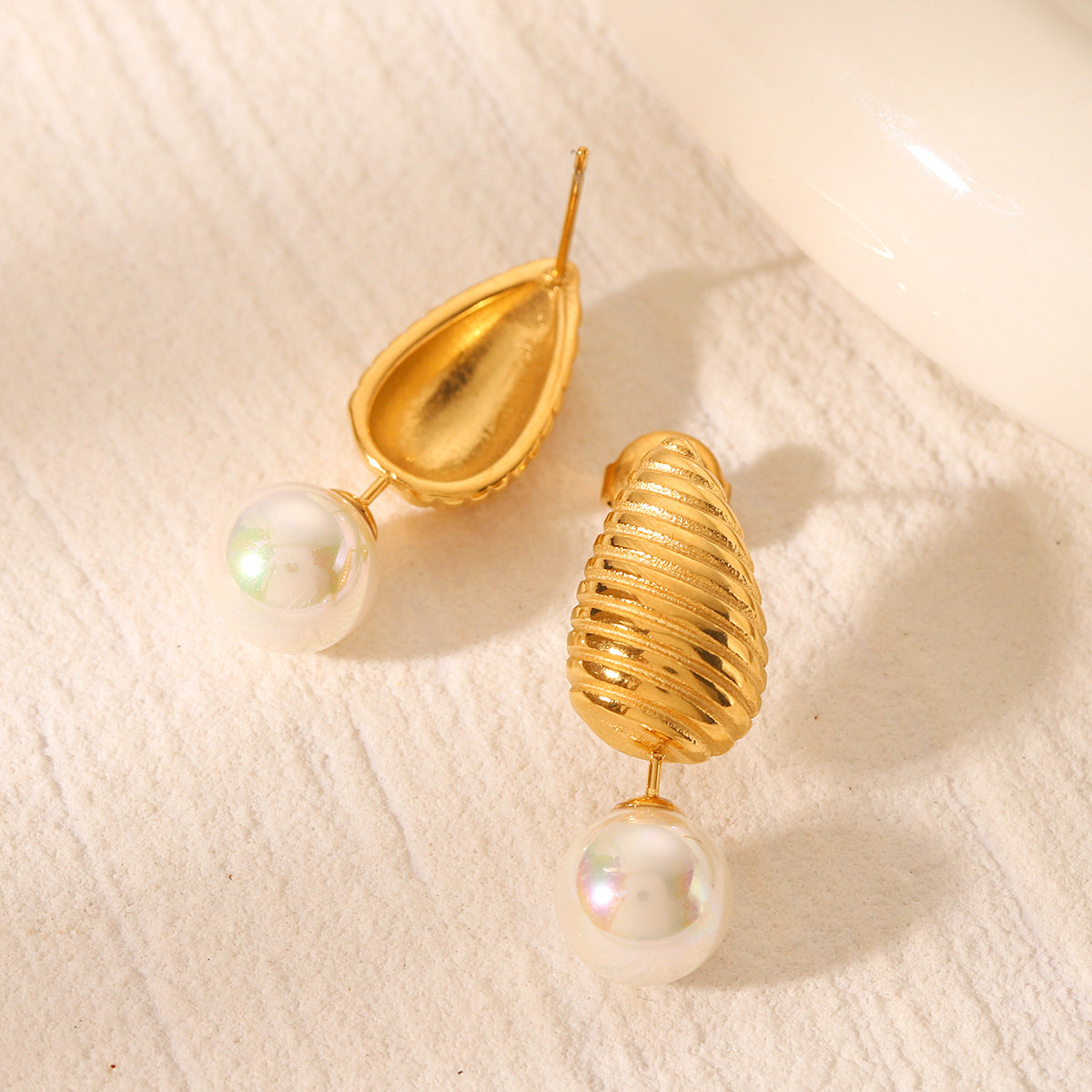 Pearl Earrings, Drop-shaped Threaded Stud Design, 18k Gold Stainless Steel Earrings for Women