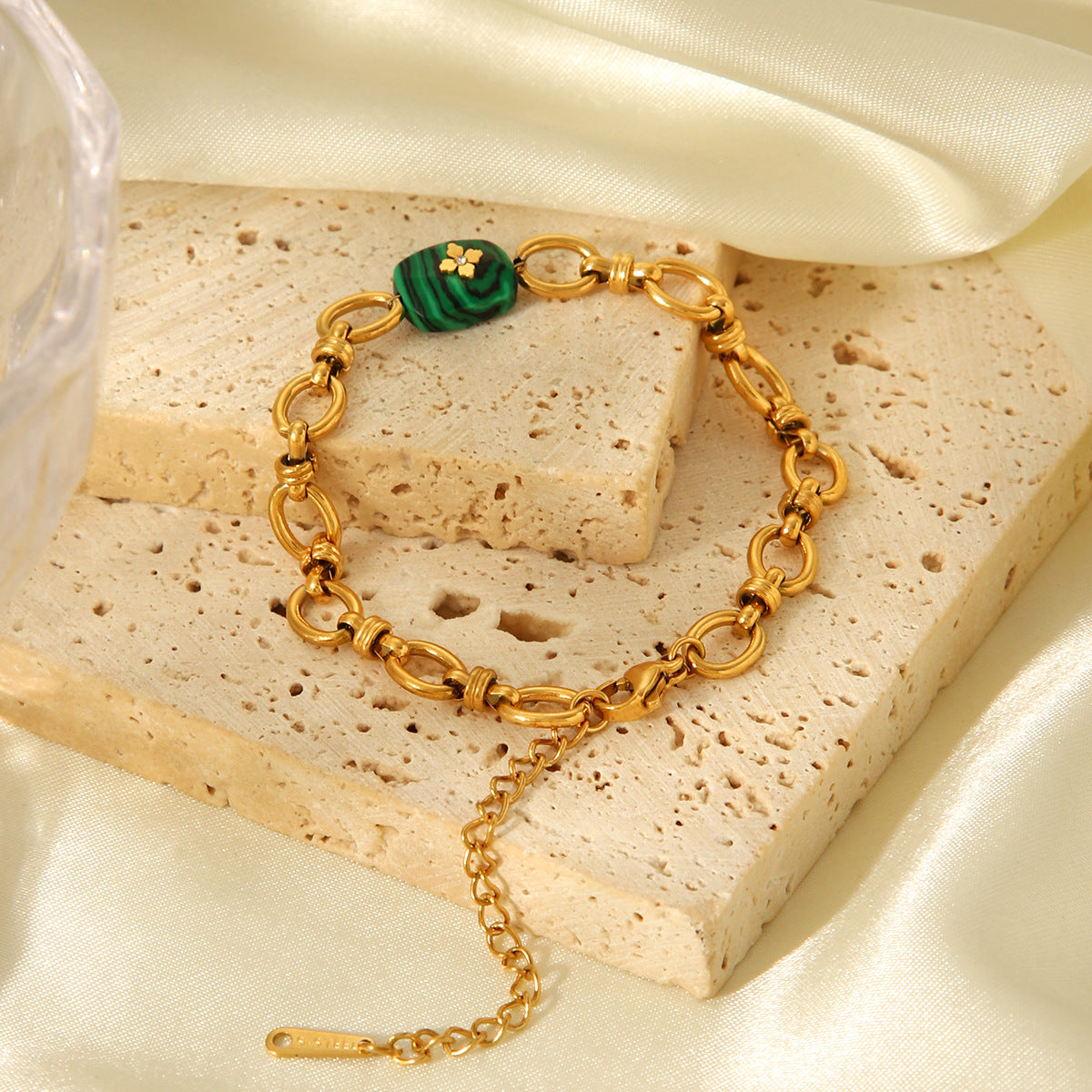 Stainless Steel Handmade Chain Malachite Pendant Bracelet, Versatile Titanium Steel Bracelet for Women, Light Luxury Jewelry
