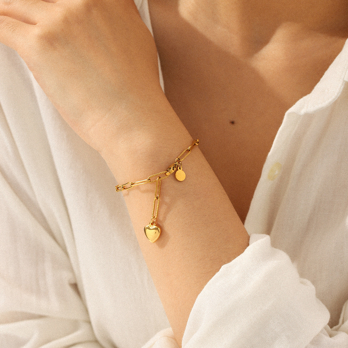 18K Gold Stainless Steel Cross Chain Heart Pendant Titanium Steel Bracelet Light Luxury Versatile Jewelry for Instagram