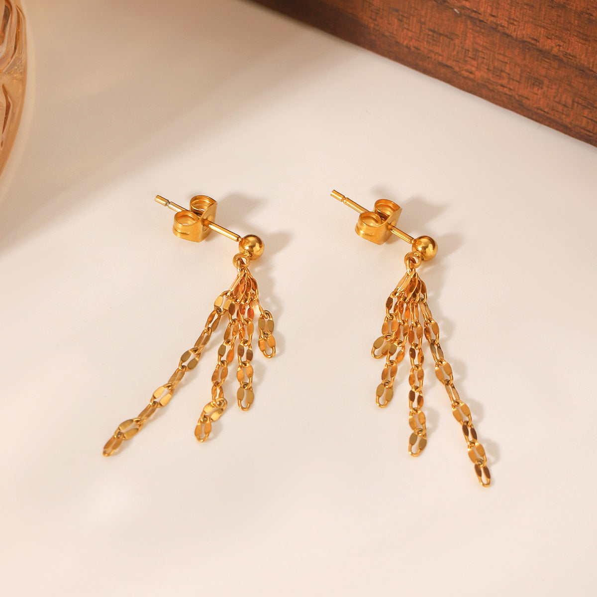 Stainless Steel Lip Chain Tassel Earrings, Luxurious and High-end Ear Jewelry, Made of Titanium Steel, Non-fading Earrings