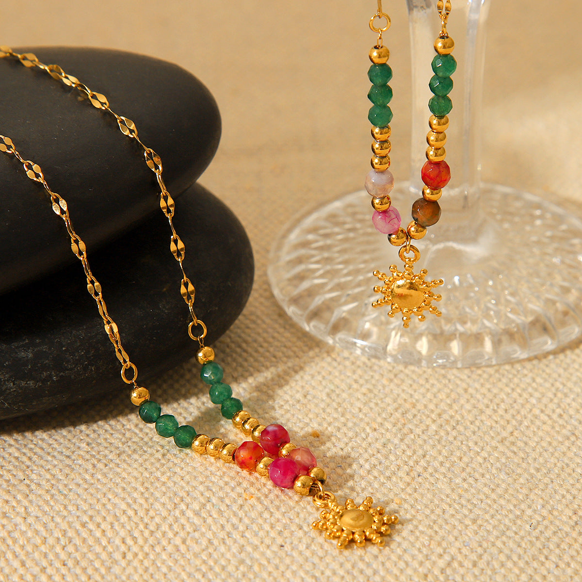 French Court Style 18K Gold-plated Stainless Steel Sun Pendant Necklace for Women, Fashionable and Vintage, Featuring Natural Stone Beads Bracelet