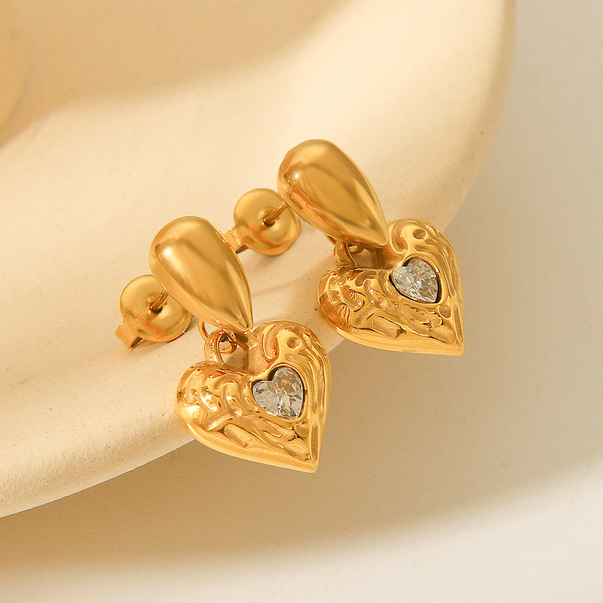 18k Gold Stainless Steel Teardrop-shaped Earrings Studded with Diamonds, Hammered Pattern, Heart-shaped Earrings, Fashionable and High-end Earrings