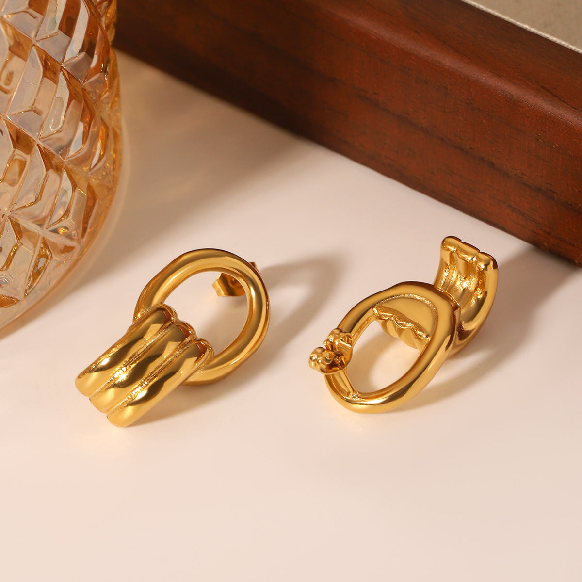 Elegant 18K Gold Stainless Steel Geometric Hollow-out Earrings, Temperament Ear Studs