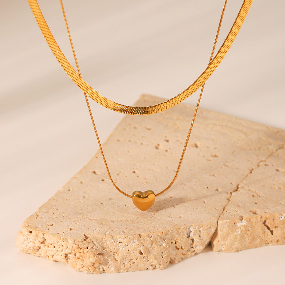 Stainless Steel Double-layer Necklace with Heart-shaped Pendant, Fashionable and High-end Necklace