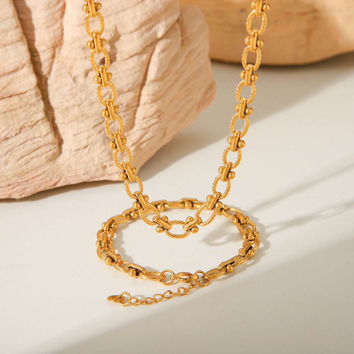 Fashion Handmade Texture Stainless Steel Necklace Female Personality Trend 18K Gold Titanium Steel Bracelet Does Not Fade
