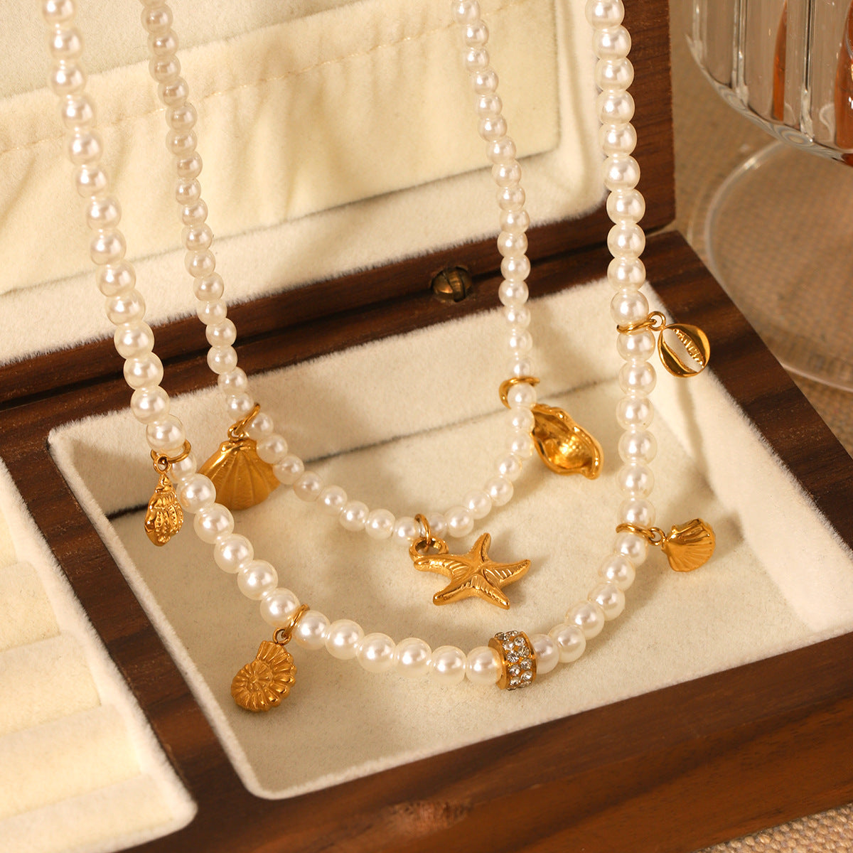 Stainless Steel Oceanic Elements Shell Starfish Pearl Necklace for Women, Niche Design, High-end Feel, Collar Chain Necklace Accessory