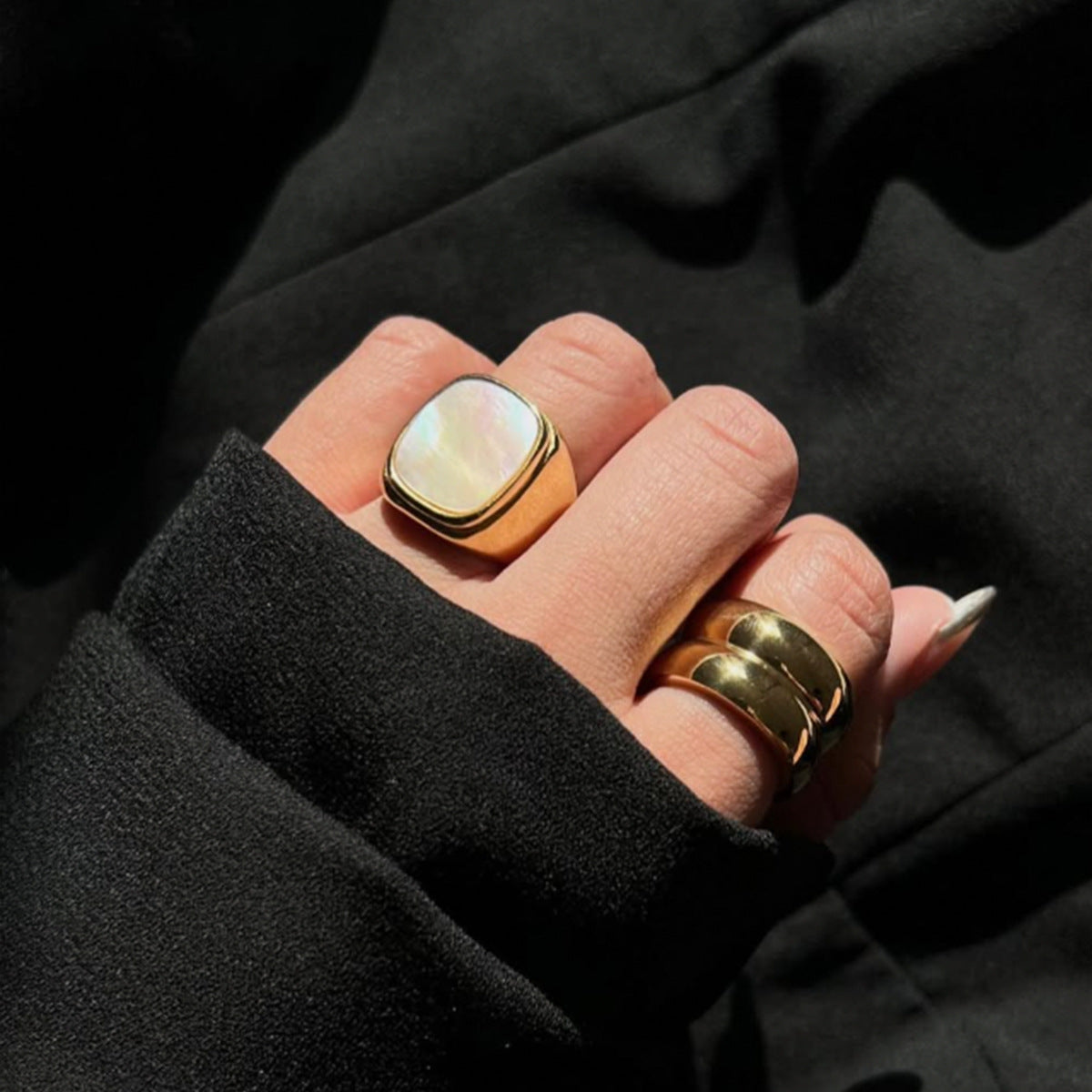 INS Style European and American 18K Gold-plated Double-layer Stainless Steel Ring, Niche and High-end, Non-fading, Finger Ring, Titanium Steel Jewelry