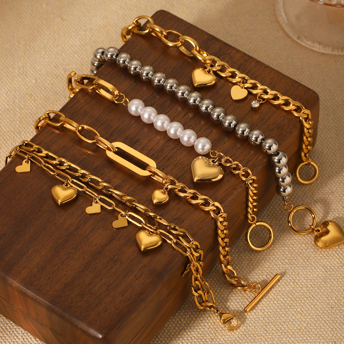 Stainless Steel Bracelet with OT Clasp, Heart-shaped Pearl Bracelet for Women, Titanium Steel, Non-fading, High-end Jewelry