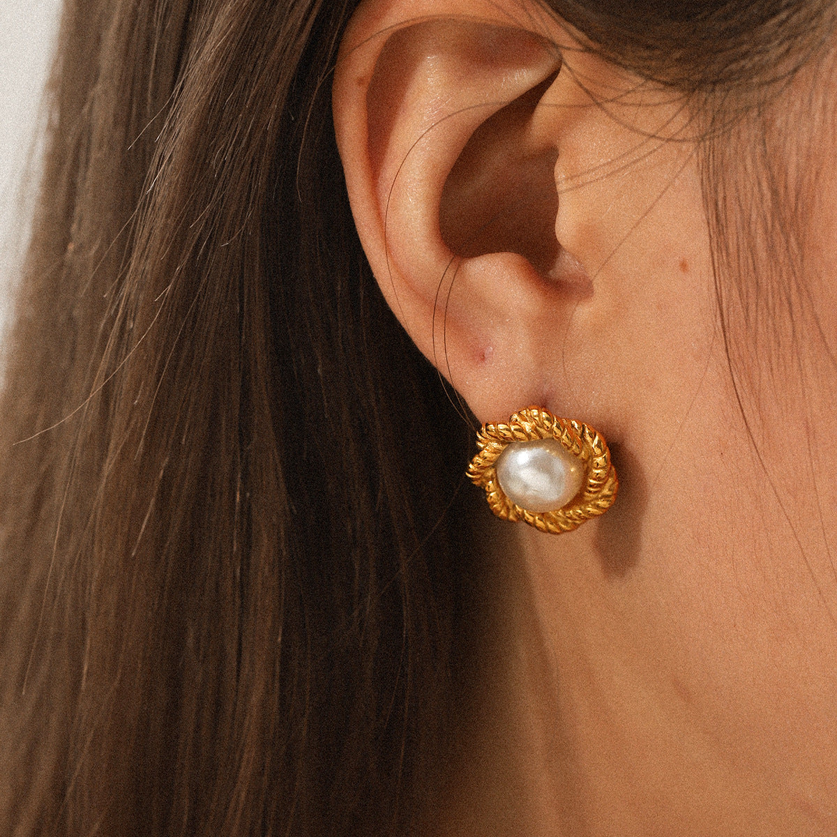 Stainless Steel 18K Gold-plated Earrings with Fried Dough Twists Pattern, Flower Design, and Pearl Accents for Women, Non-fading Titanium Steel Earrings
