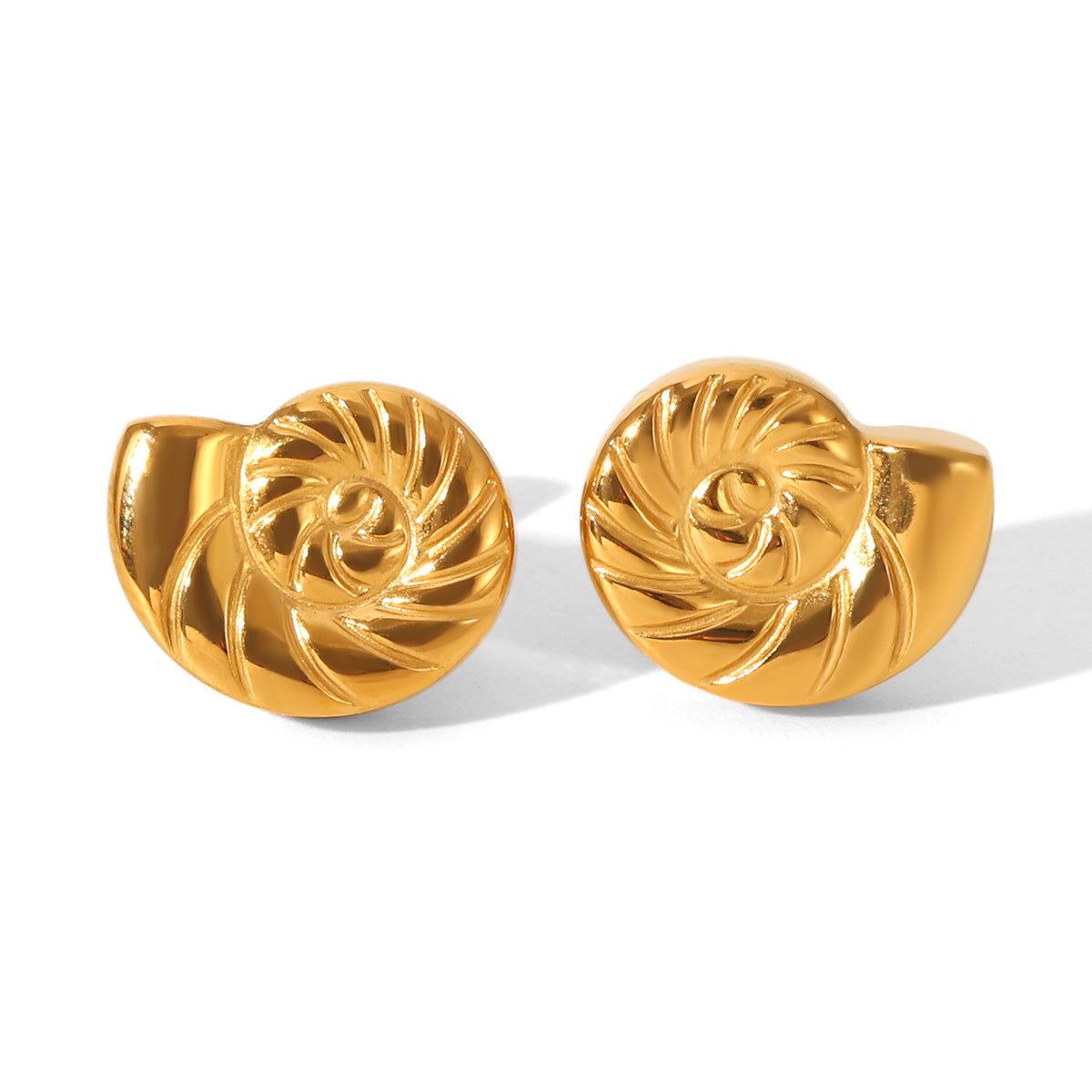 Ocean Wind Jewelry 18K Gold Stainless Steel Conch Ear Studs Light Luxury Easy To Match Titanium Steel Non-fading Earrings