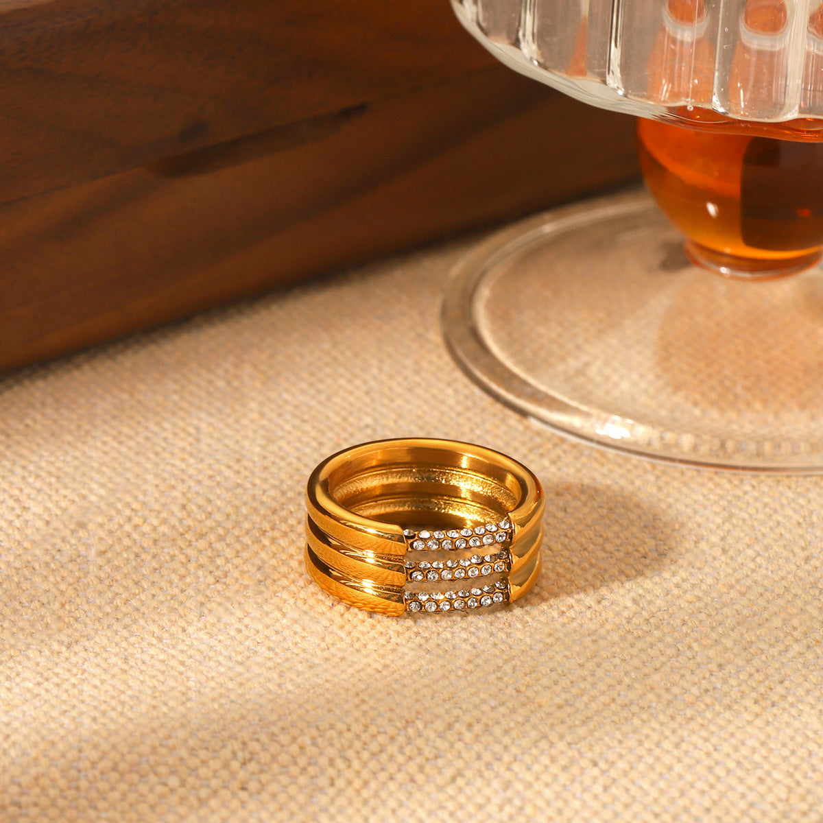 Ins-style Internet Celebrity's Multi-layer Titanium Steel Ring for Women, 18K Gold Stainless Steel Diamond-encrusted Ring, Non-fading Finger Ring