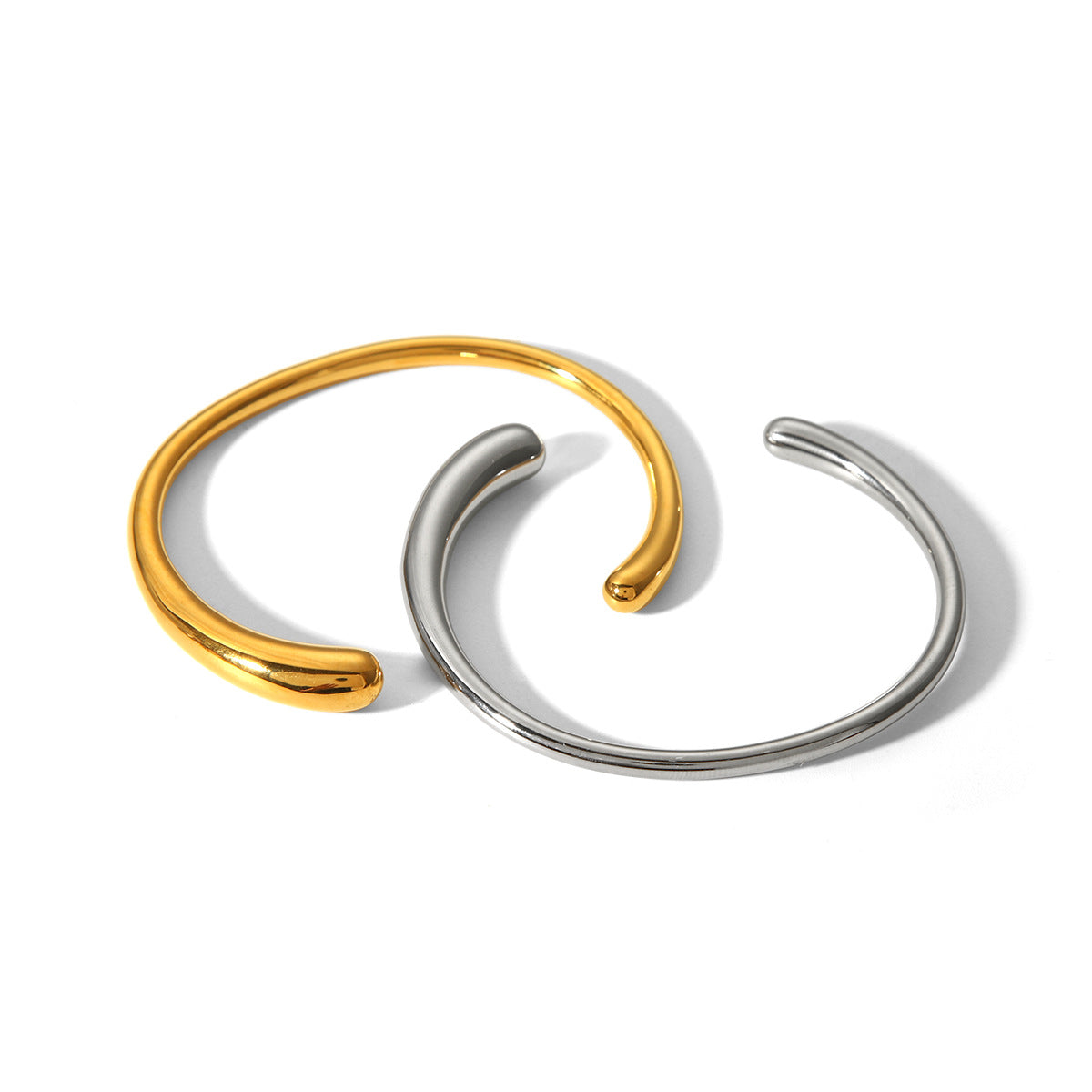 Simple and Sleek, Textured Titanium Steel Open Bracelet for Women, Cool and Light Luxury, Non-fading, 18K Gold Bracelet