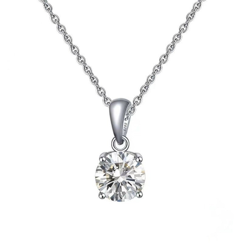 Mozambique Diamond Two Carat Pendant Lacy Necklace Colored Gemstone Four Claw Set Zircon Sparkling Necklace for Women